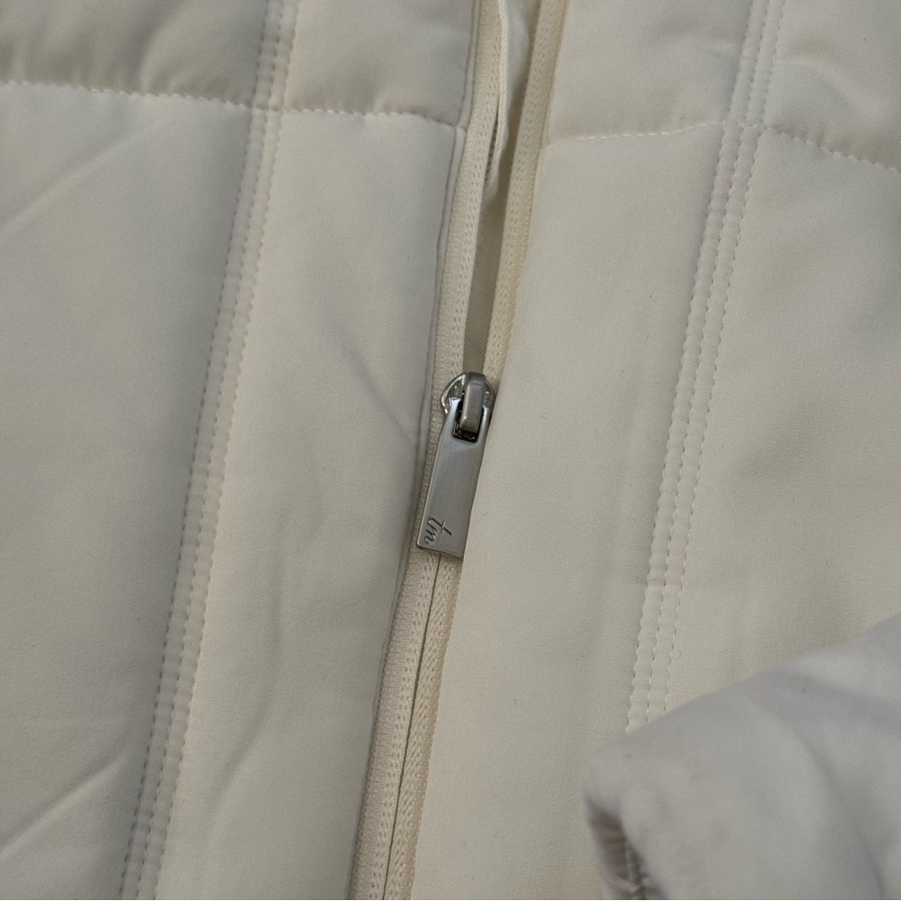 Mont Blanc Puff Jacket TravisMathew - Picture 6 of 14